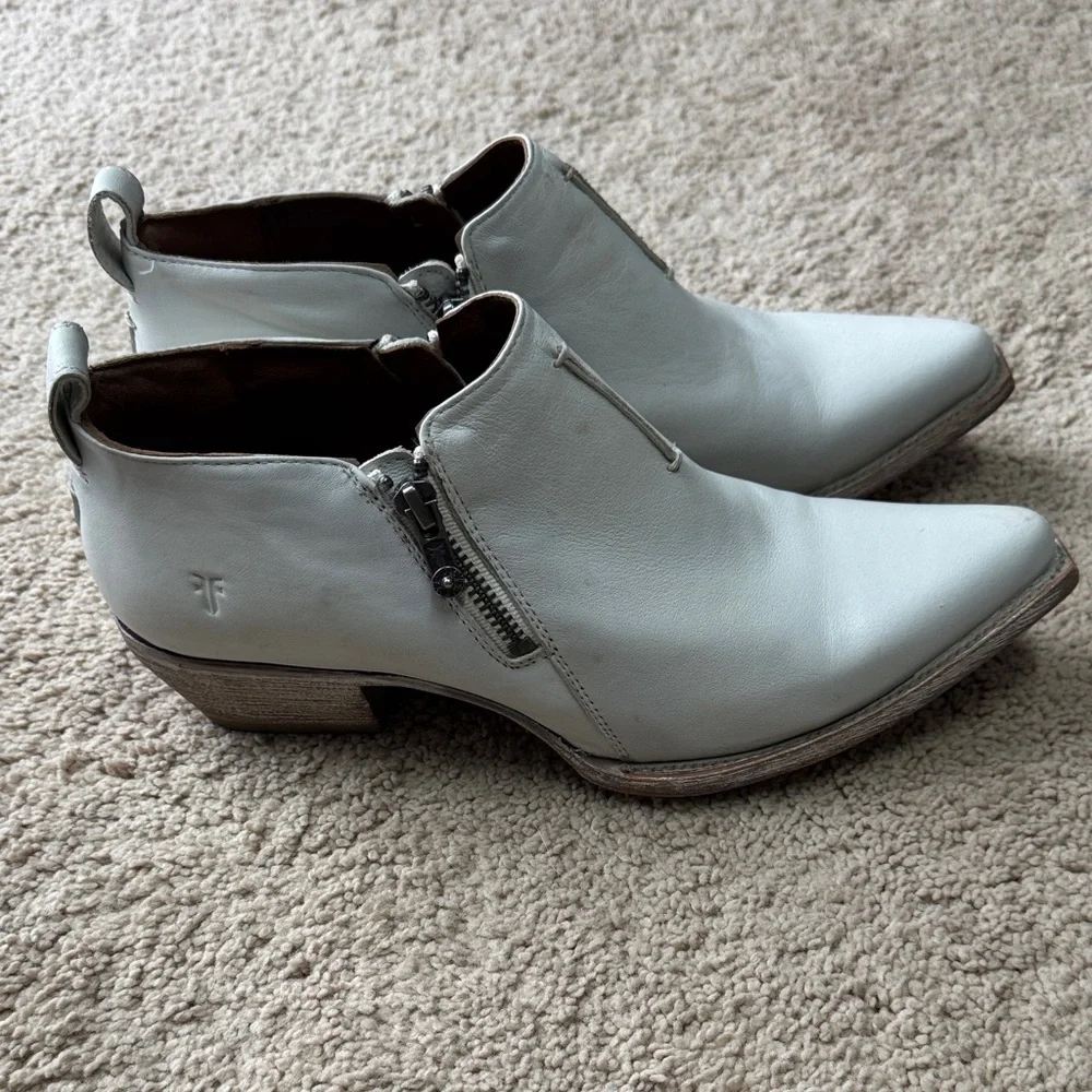 Frye Cream Heeled Ankle Boots - Picture 3 of 5
